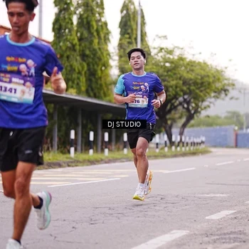 Runner Photo 8365314