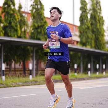 Runner Photo 8365376