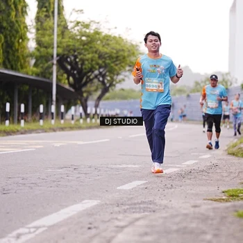 Runner Photo 8365388
