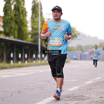 Runner Photo 8365430