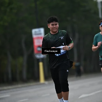 Runner Photo 8365456