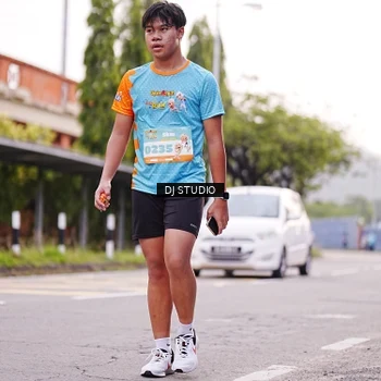 Runner Photo 8365468