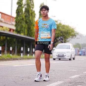Runner Photo 8365474