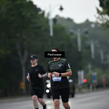 Runner Photo 8365504