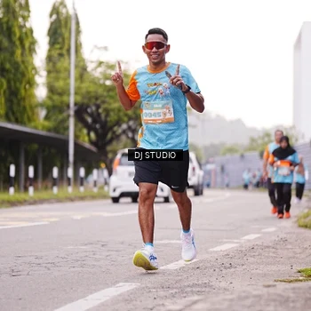 Runner Photo 8365519