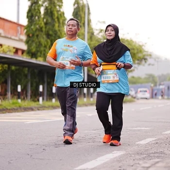Runner Photo 8365525