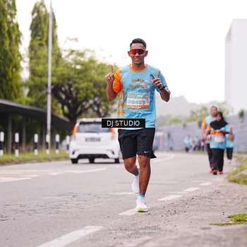 Runner Photo 8365531