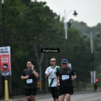 Runner Photo 8365556