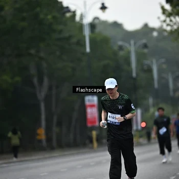 Runner Photo 8365566