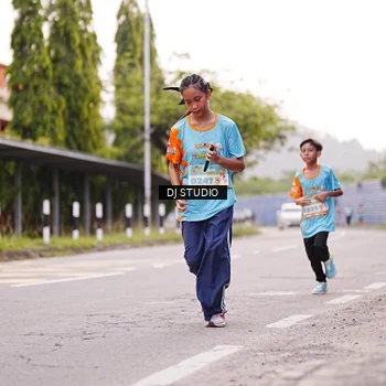 Runner Photo 8365576