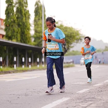 Runner Photo 8365579