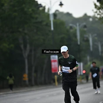Runner Photo 8365585