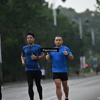 Runner Photo 8365609