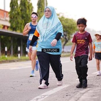 Runner Photo 8365655