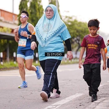 Runner Photo 8365658