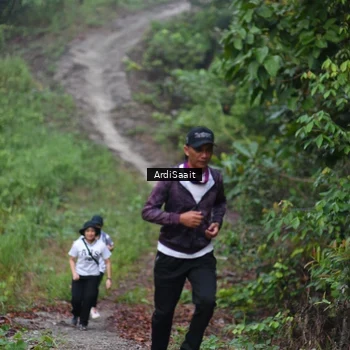 Runner Photo 8365675
