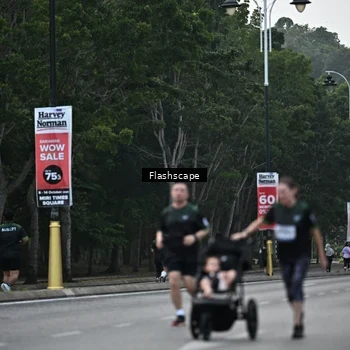 Runner Photo 8365683