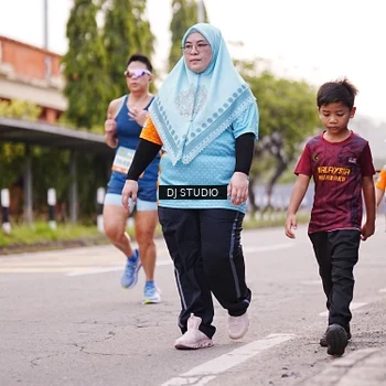 Runner Photo 8365701