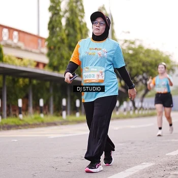 Runner Photo 8365736
