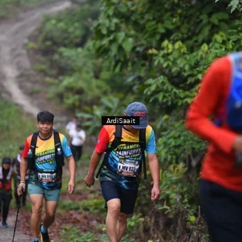 Runner Photo 8365766