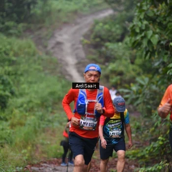 Runner Photo 8365777