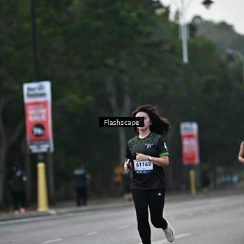 Runner Photo 8365796