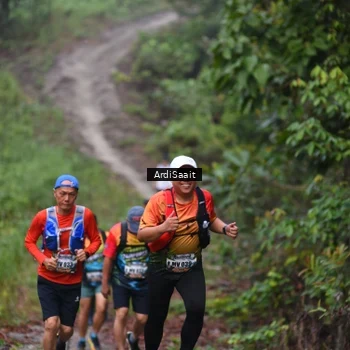 Runner Photo 8365803