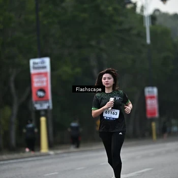 Runner Photo 8365811