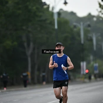 Runner Photo 8365838