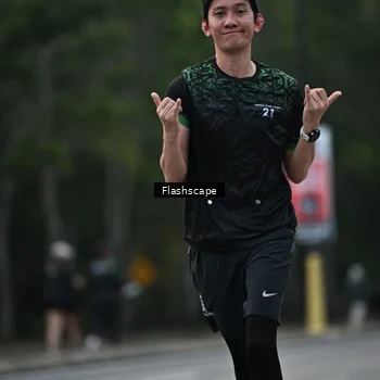 Runner Photo 8365873