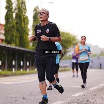 Runner Photo 8365875