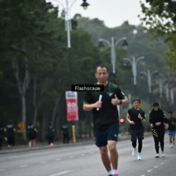 Runner Photo 8365892