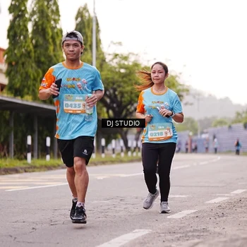 Runner Photo 8365900