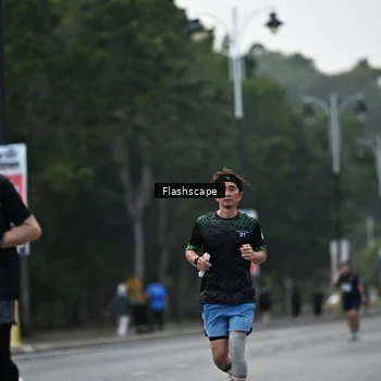 Runner Photo 8365906