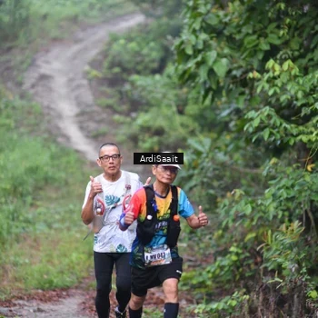 Runner Photo 8365942