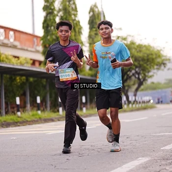 Runner Photo 8365962