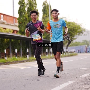 Runner Photo 8365969