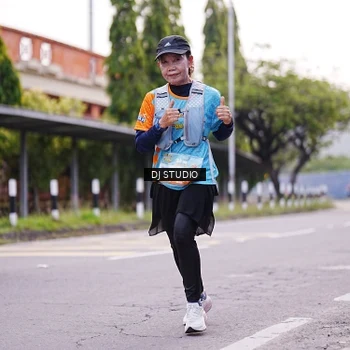 Runner Photo 8365977
