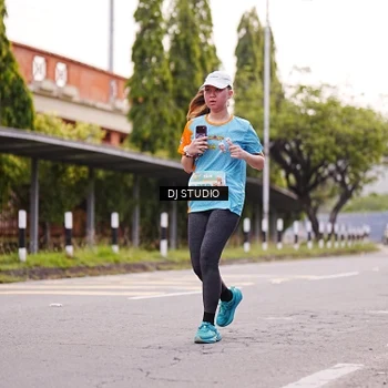 Runner Photo 8365984