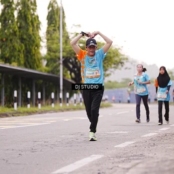 Runner Photo 8365993