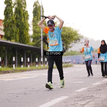 Runner Photo 8365994