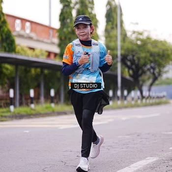 Runner Photo 8365999