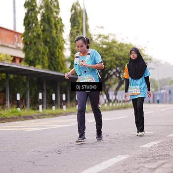 Runner Photo 8366003