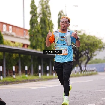Runner Photo 8366018