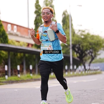 Runner Photo 8366022