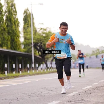 Runner Photo 8366033
