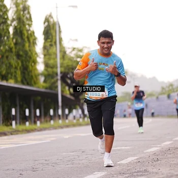 Runner Photo 8366035