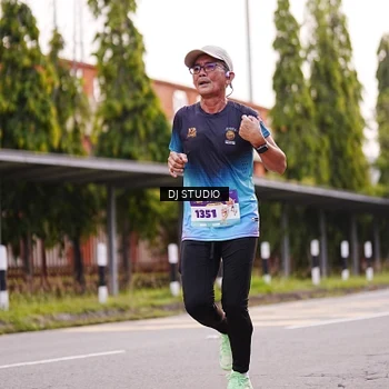 Runner Photo 8366051
