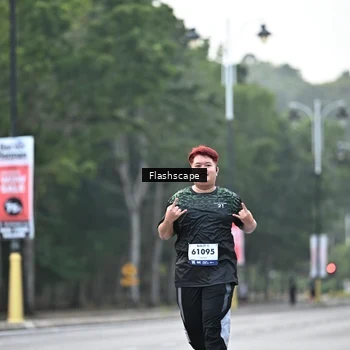 Runner Photo 8366054