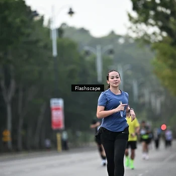 Runner Photo 8366073
